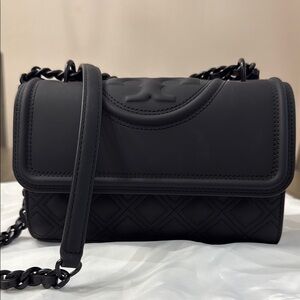 Tory Burch Crossbody Elegant Black Quilted Women's Bag